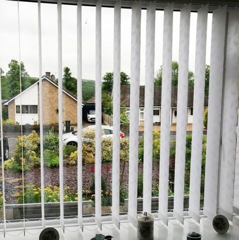 Flutter White Vertical Blinds