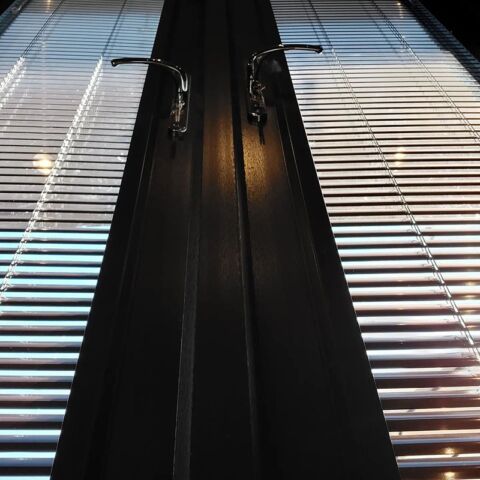 brown-roller-blinds2