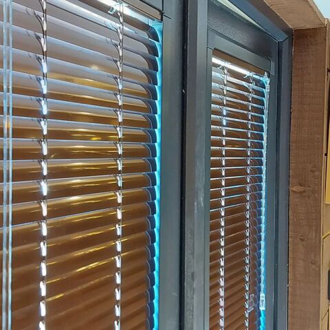 brown-roller-blinds3