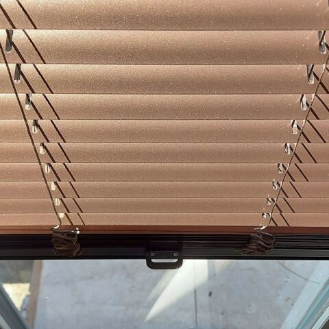brown-roller-blinds5